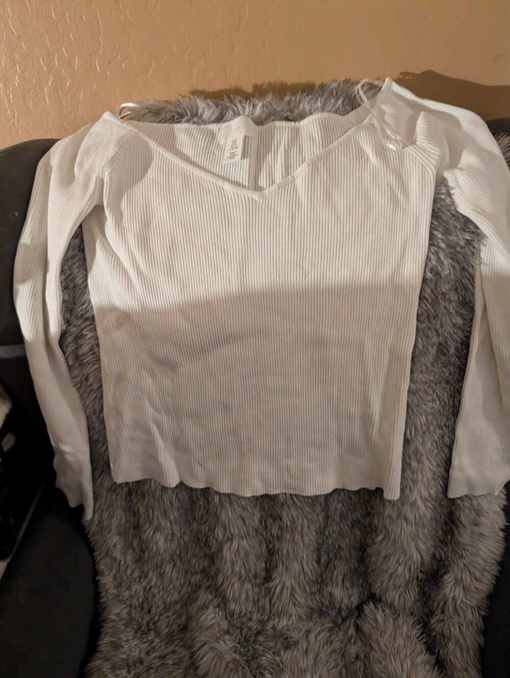 H&M White Ribbed V-Neck Long Sleeve Top